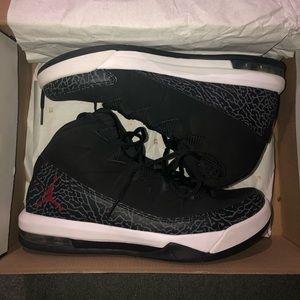 Mens Jordan Air Deluxe shoes